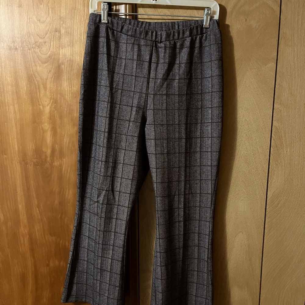 Dressy Stretchy Comfy Crops *Perfect for work*